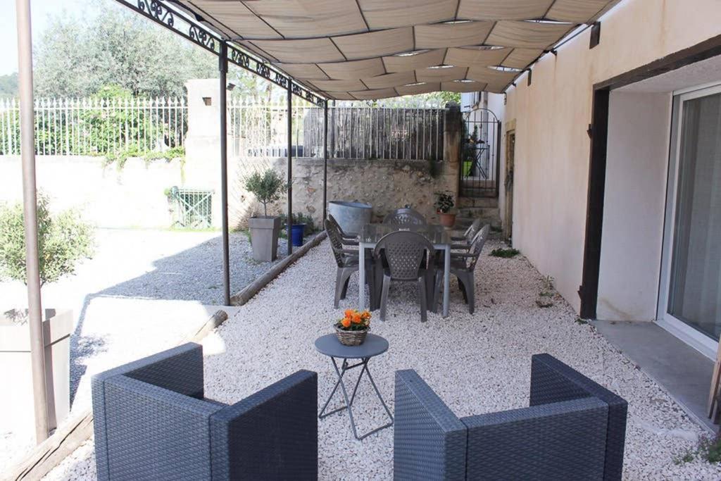 Le Gite Du Jas Vieux Montfort  Екстериор снимка
